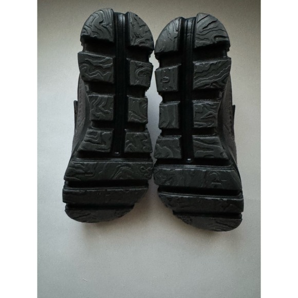 On Running Women’s CloudAway, Black/ Rock Size 7 EUC - Picture 7 of 12